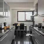 Piornais I By An Island Apartment Funchal (Madeira)