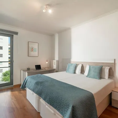 Piornais I By An Island Apartamento *